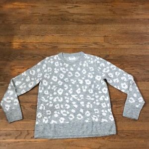 Old navy light grey animal print sweater